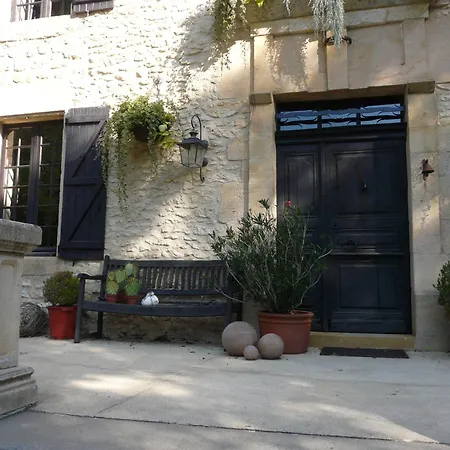 Couette-café Le Manoir Des Tuileries *