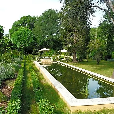 Oda ve Kahvaltı Le Manoir Des Tuileries 3*