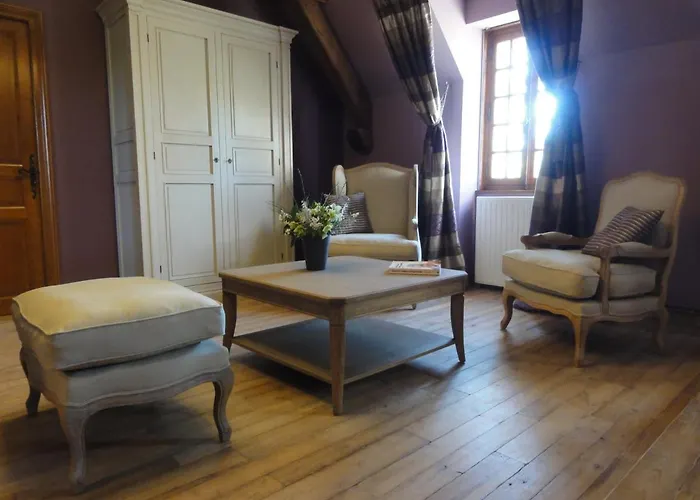 Le Manoir Des Tuileries Bed and breakfast 3*