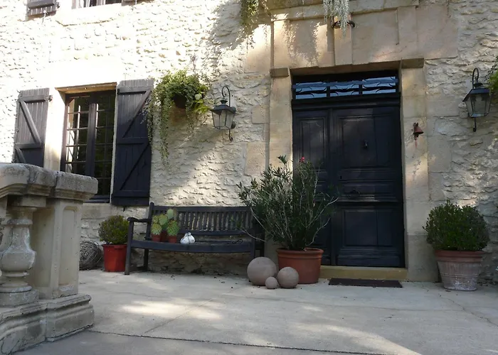 Bed and breakfast Le Manoir Des Tuileries 3*